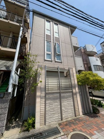 アルファオメガの外観|外はこのようになっています