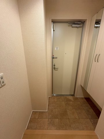 アルファオメガの玄関|毎日通る玄関はこちらです