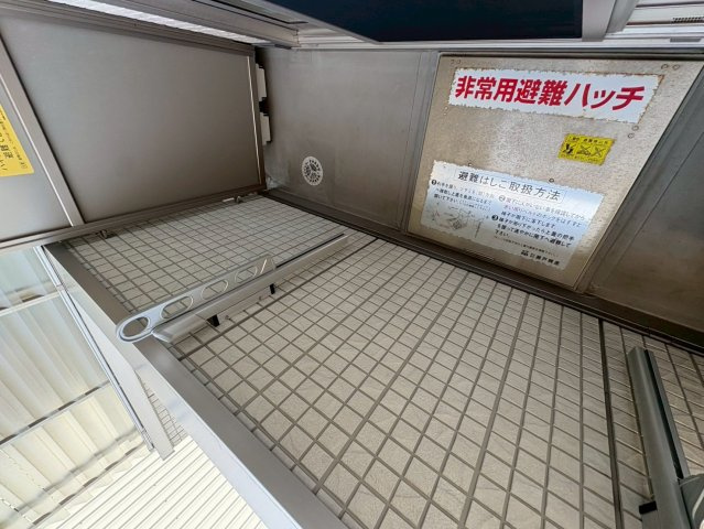 アルファオメガのバルコニー|陽当たり良好なバルコニーです