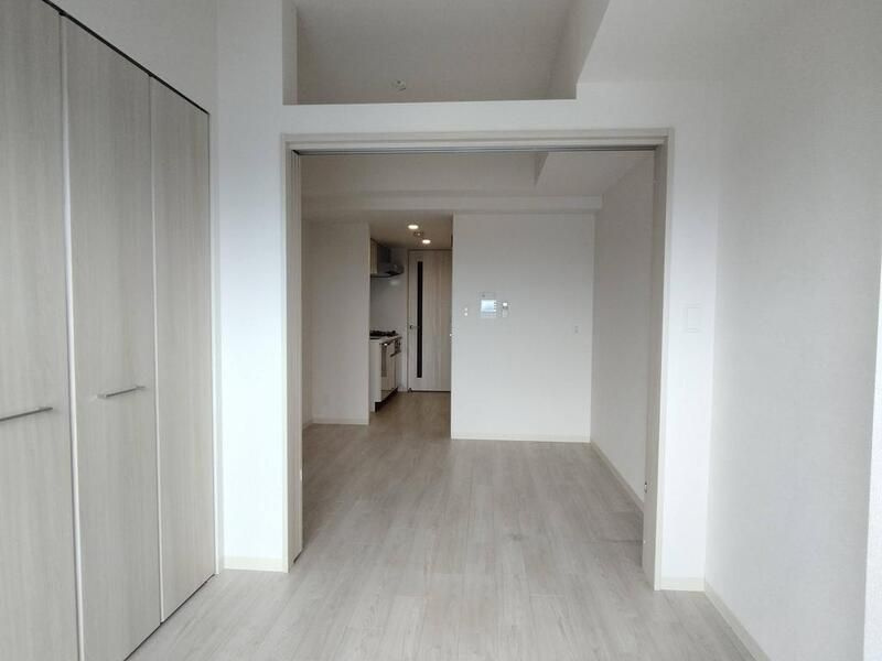 アドバンス神戸レイソレの居間・リビング