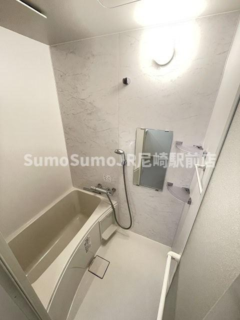 ラターシュ園田の浴室