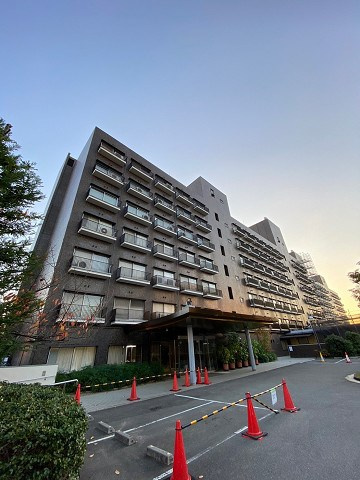 メゾン甲子園　南棟の外観