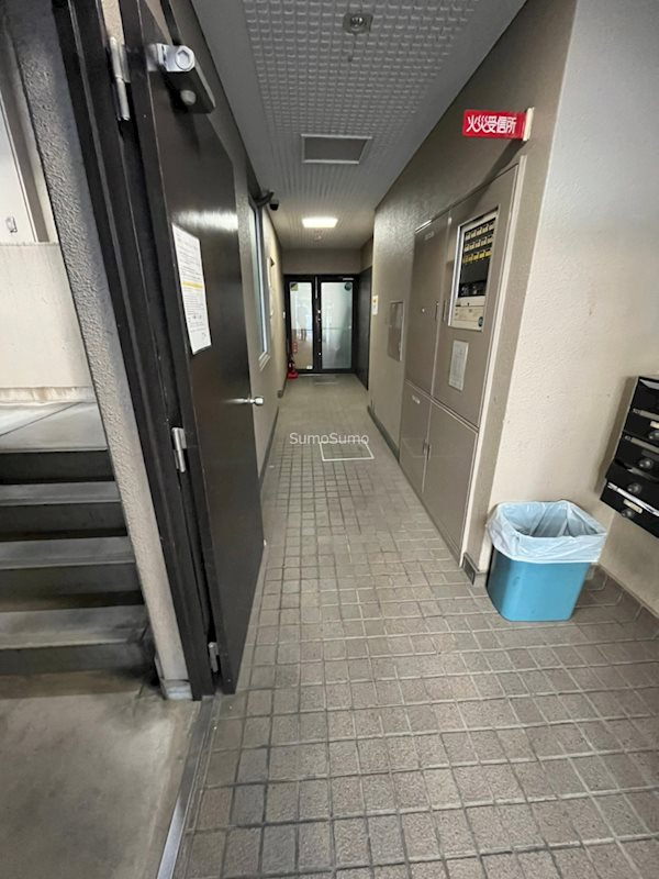 大阪市西区新町２丁目の賃貸マンションのロビー