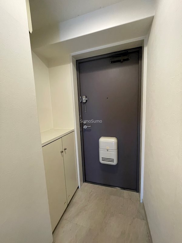 アルテハイム新町の玄関