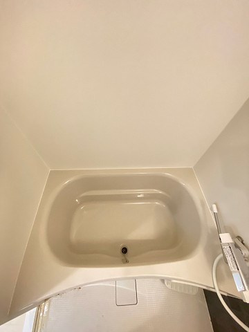ソリティア西宮の浴室