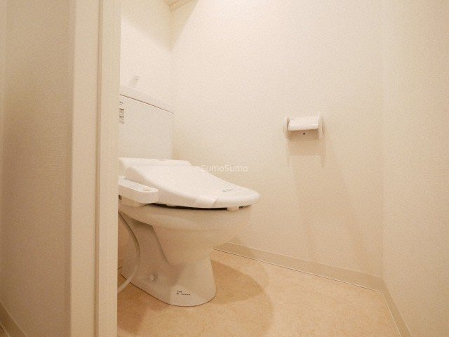 大阪市西区江戸堀１丁目の賃貸マンションのトイレ