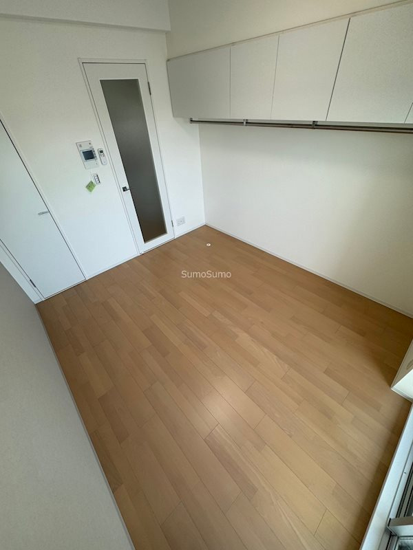 大阪市西区本田４丁目の賃貸マンションの居間・リビング