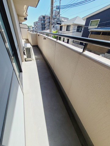 LIBMARK oimatsuchoのバルコニー