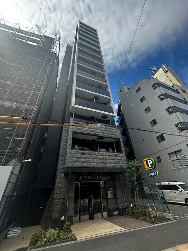 レオンコンフォート上本町カレントの外観