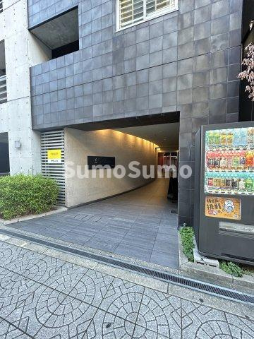 ルクレ堺筋本町レジデンスのエントランス