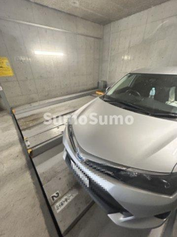 ルクレ堺筋本町レジデンスの駐車場