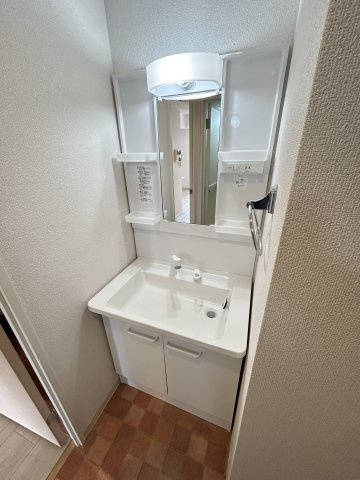 大阪市浪速区元町２丁目の賃貸マンションの洗面所