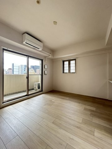 大阪市浪速区元町２丁目の賃貸マンションの寝室