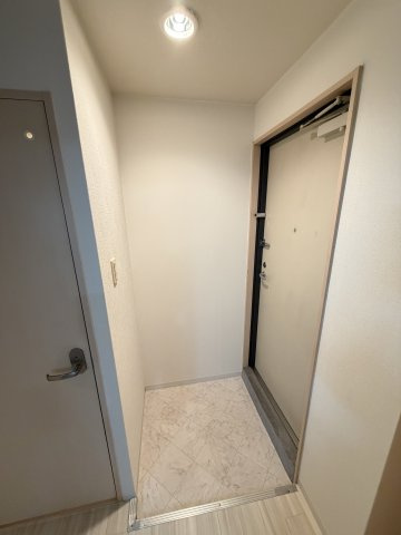 ジラソーレ本町通の玄関