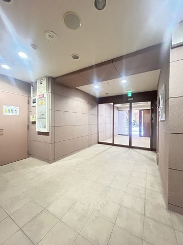 ヴィラタワー谷町のエントランス