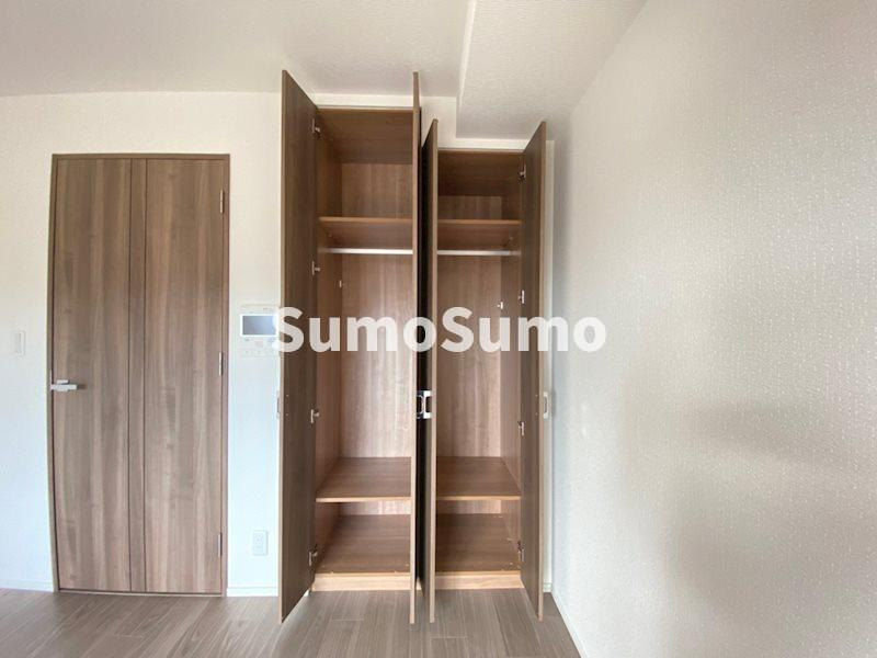 リーガル靱本町の収納