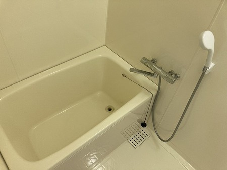 ライフステージヨシダの浴室