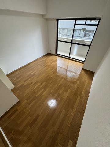 TATディナスティ西本町の居間・リビング