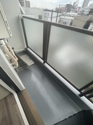 ドルフェスのバルコニー