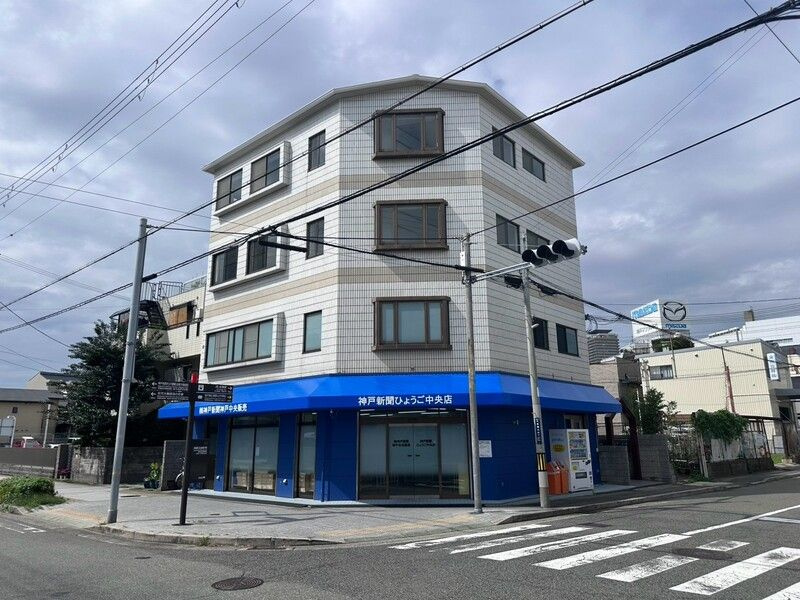 ドルフェスの外観