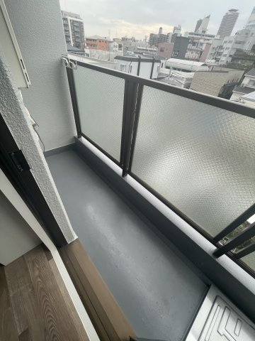 ドルフェスのバルコニー