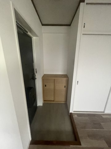 ドルフェスの玄関