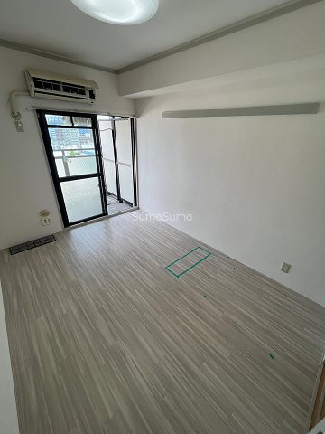 大阪市西区九条南２丁目の賃貸マンションの居間・リビング