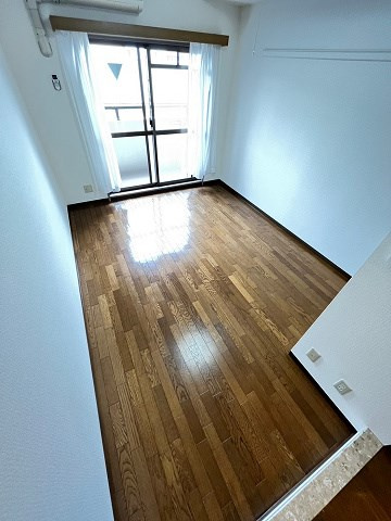 クレアコート産所町の居間・リビング