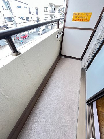 クレアコート産所町のバルコニー