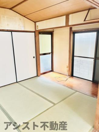 上山田貸家の和室|和室、ちょっとしたくつろぎスペースにいかがでしょうか