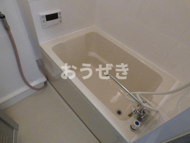 清水ビルの浴室