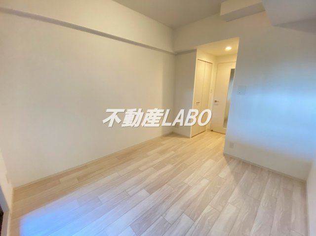 エスリード弁天町クレールの洋室