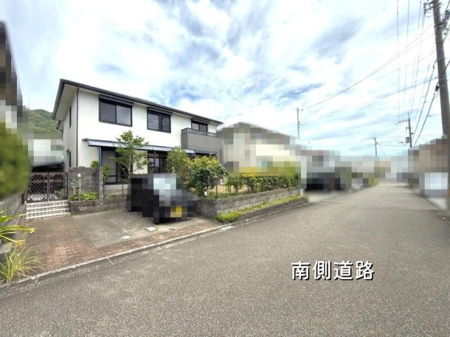 【前面道路含む現地写真】 | 高知市春野町南ケ丘２丁目