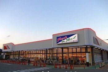 レジデンスＫ１の周辺|マルアイ亀山店まで600m
