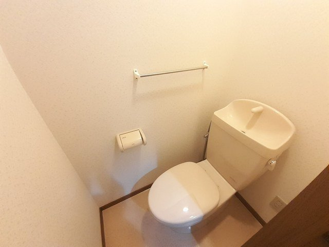 シャルマンビラＢのトイレ
