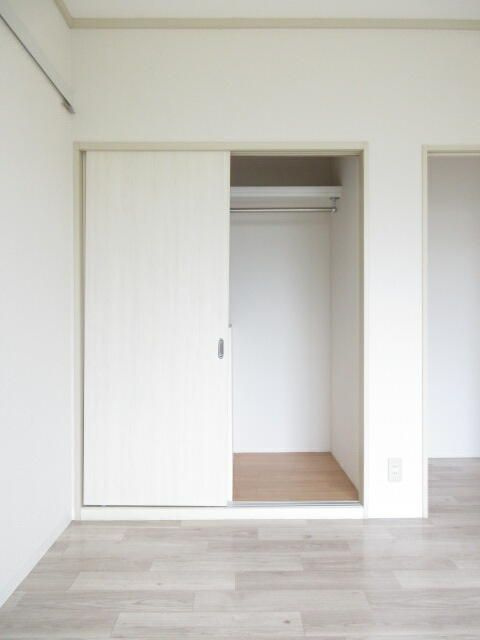 コーポメイプル　Ａ棟の収納