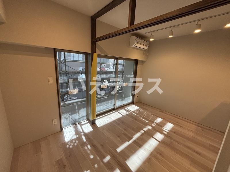 LiveCasa神戸元町の居間・リビング