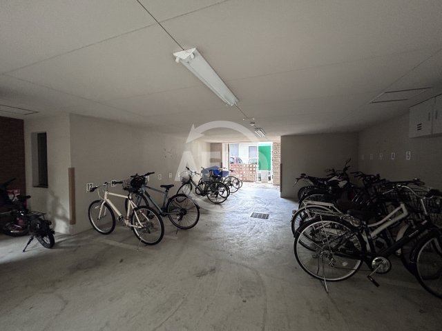 エステムヒルズ新大阪のその他共用部分|エステムヒルズ新大阪　駐輪場