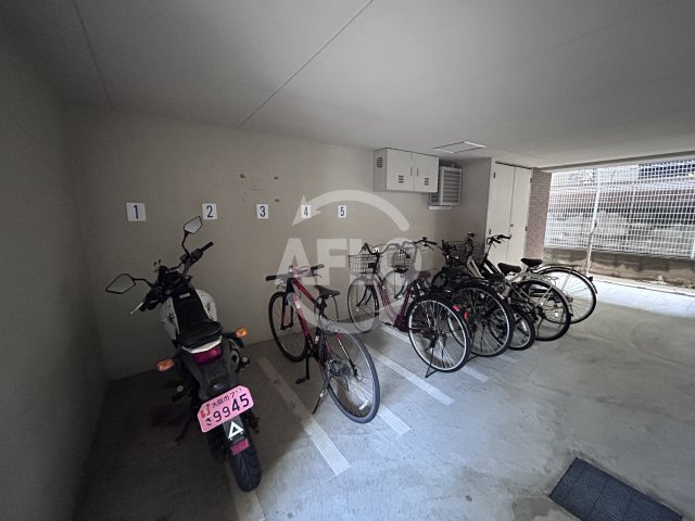エステムヒルズ新大阪のその他|エステムヒルズ新大阪　バイク置き場