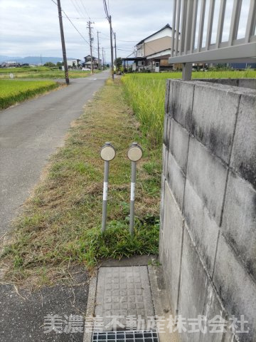 ６７３８５　大垣市開発町土地の外観