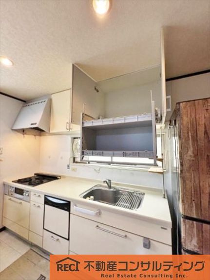神戸市東灘区深江南町4丁目　中古戸建のキッチン