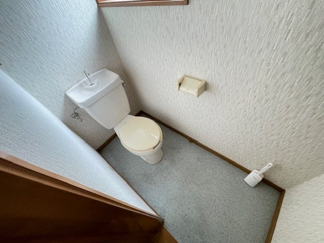 カレッジハウスニシガミⅢのトイレ