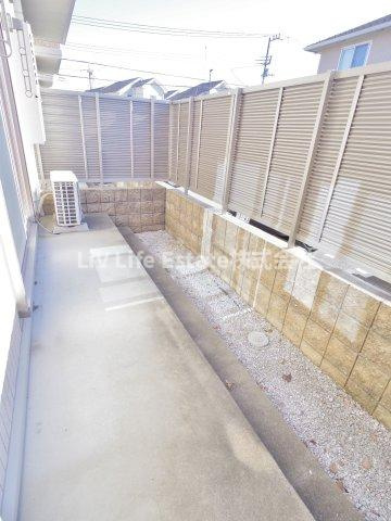 東久留米市南沢３丁目のテラスの庭