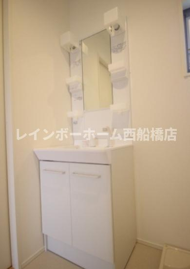 クレール東船橋の独立洗面台