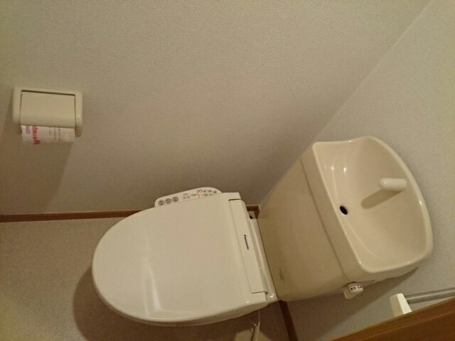 【トイレ】 | トゥ－・ル・モンド | シンプルで使いやすいトイレです