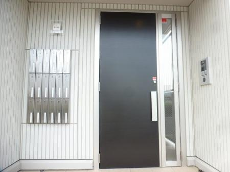 フロンティアＦのエントランス