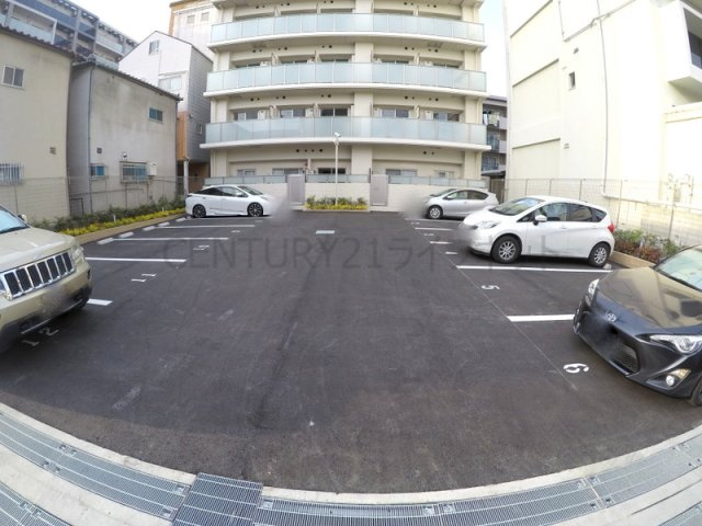 【駐車場】 | スプランディッド江坂DUE