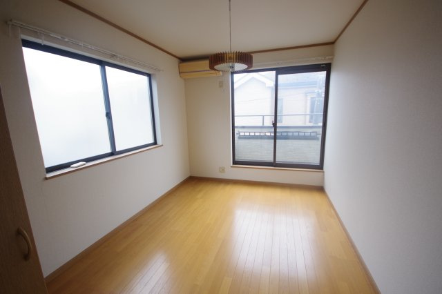 宇都宮市一ノ沢町　戸建　の洋室|２階は洋室が３部屋あります