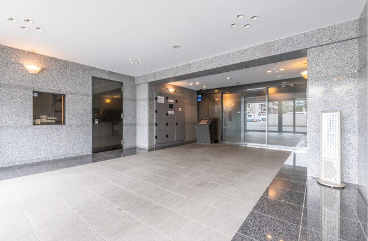 練馬区中村北１丁目の賃貸マンションのエントランス