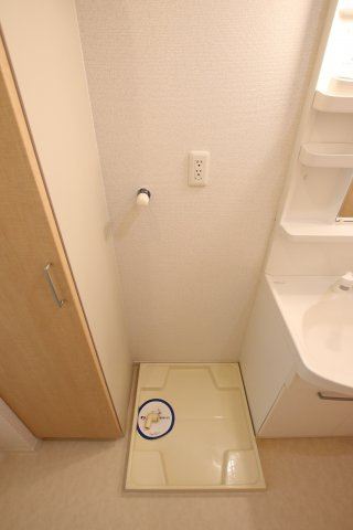 【設備】 | アークグレイス | 室内洗濯機置場